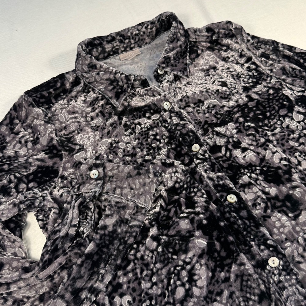 J.Jill Women M Velvet Burnout Animal Print Long Sleeve Button Down Shirt Dressy